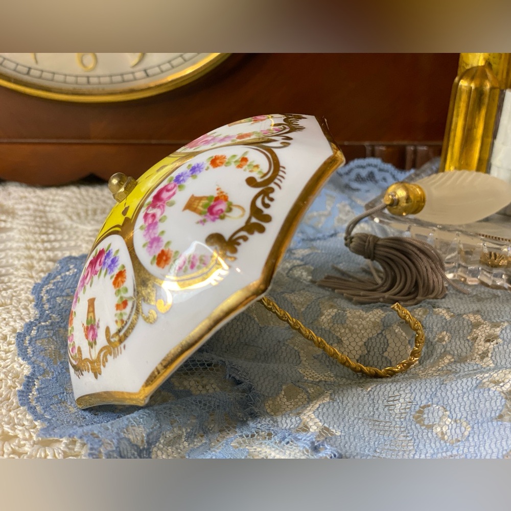 Porcelain umbrella